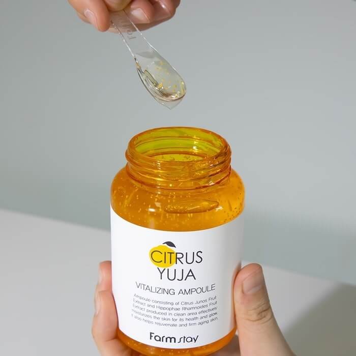 Farm Stay Citrus Yuja Vitalizing Ampoule 250ml - Image 2